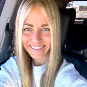 Meet your Posher, Antoinette